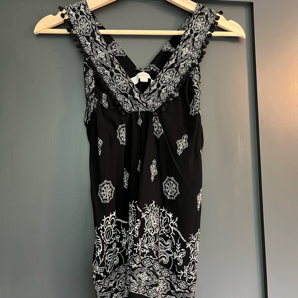 Loft Bandanna tank top with Pom Pom trim. Size XXSP